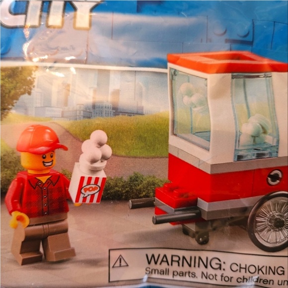 LEGO CITY: Popcorn Cart (30364) - Picture 5 of 6
